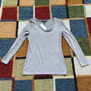 NWT White House Black Market, long sleeve scoop neck light gray luxe tee XS